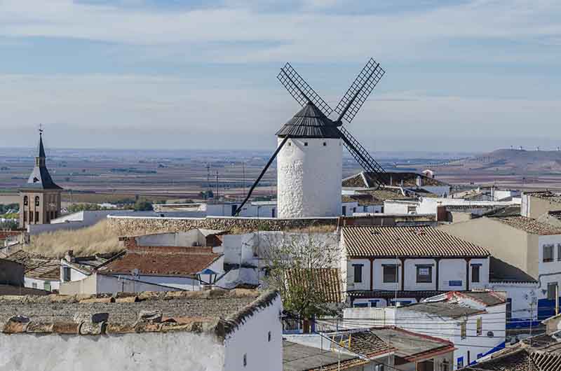 Ciudad Real - Campo de Criptana 04 - molinos de viento.jpg